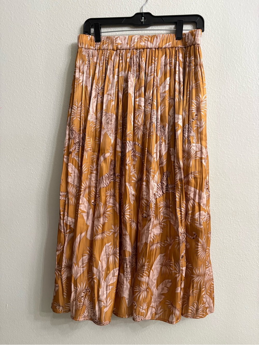 Bailey 44 Pleated Skirt Size Medium Jungle Tropical Modest tiger Lion - Picture 3 of 8
